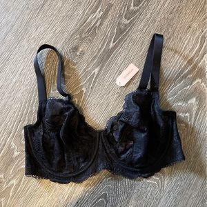Black lace bra